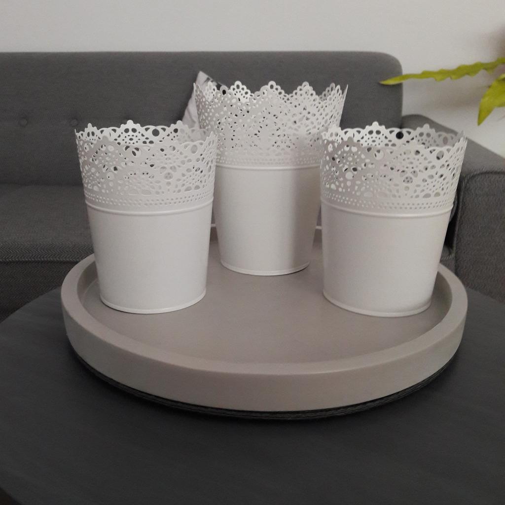 IKEA Skurar Übertopf, Blumentopf, weiß, Set in 80636 München für 7,00