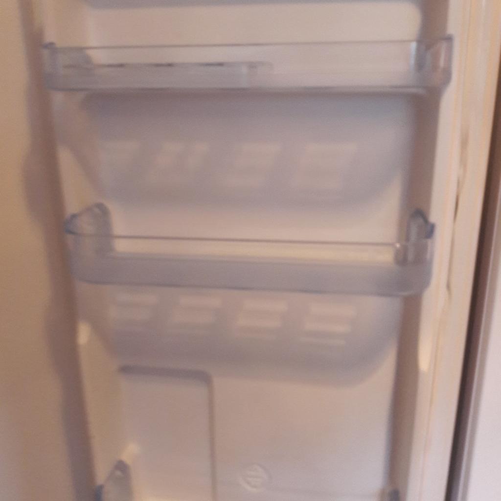 Logik frostfree fridge freezer in B14 Birmingham für £ 45,00 zum Verkauf Shpock AT