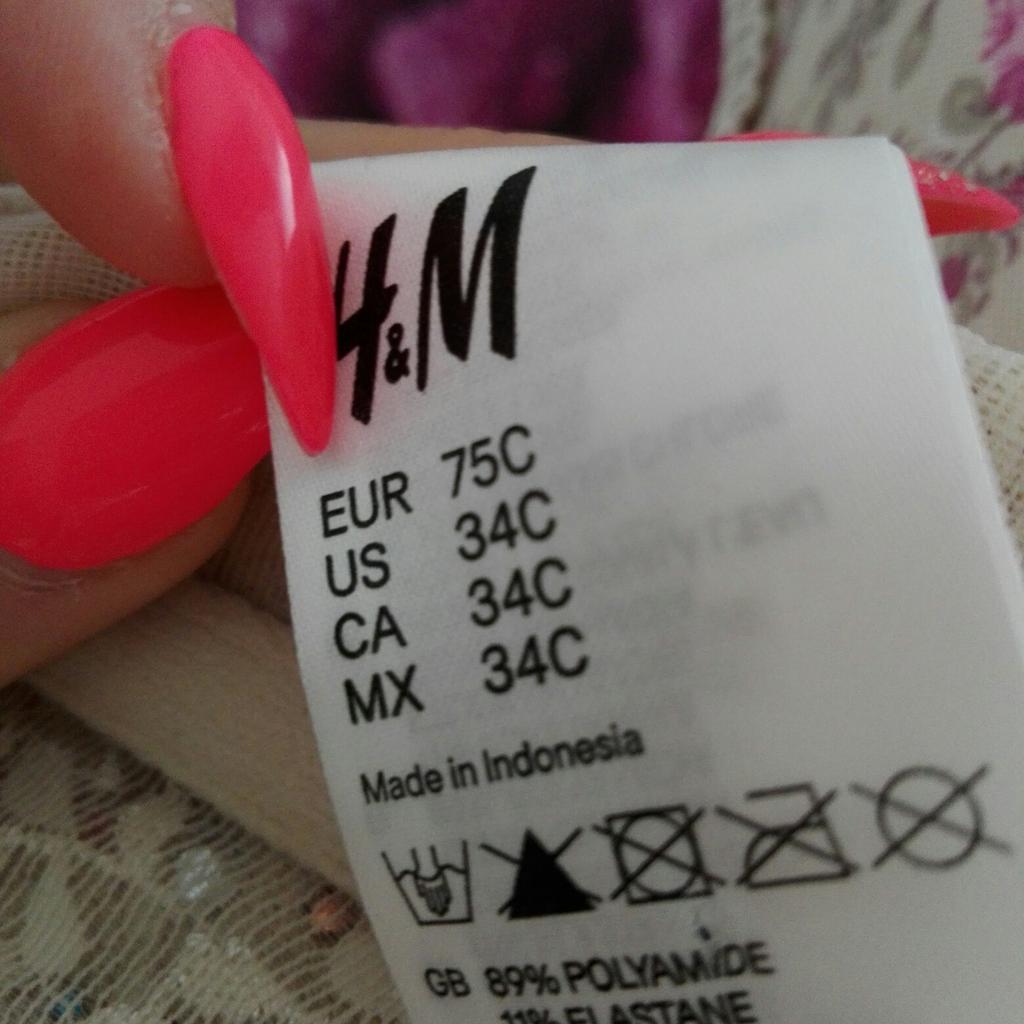 Süsser BustierBH in nude mit Strasssteinen, in Wörterberg for €4.00