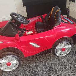 12v electric car 
opens door
lights and music
for age 3 till 8 years old
very good condition only reverse not working might need abit sorting