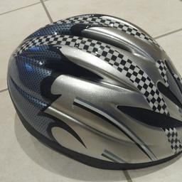 Neuer ungetragener Fahrrad Helm Größen verstellbar , ACTION KID M Größe: 52-57 cm

Made in Germany

NUR Abholung !

Keine Haftung keine Garantie Keine Rücknahme keine Gewährleistung