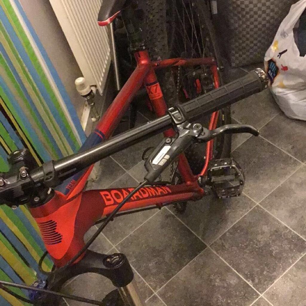 Boardman team best sale 29er 2018