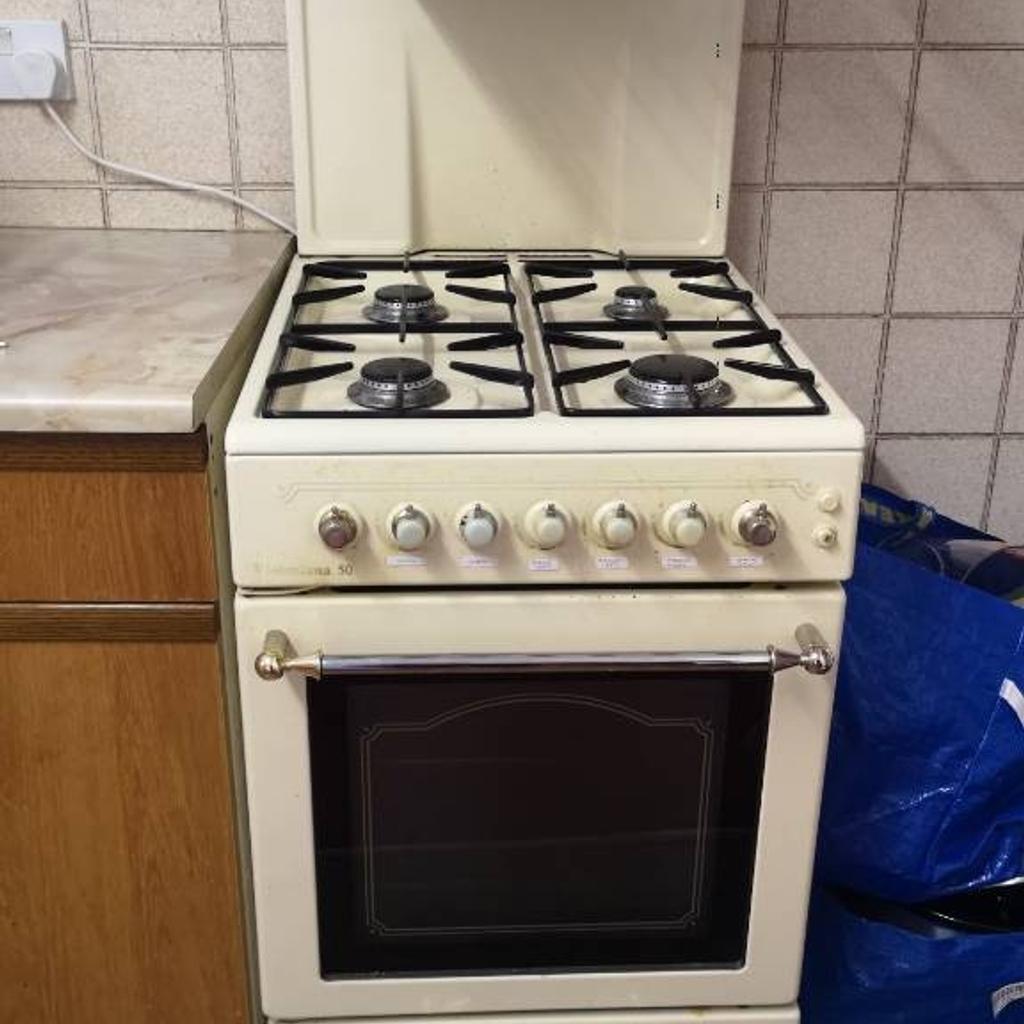 Retro Flavel Gas cooker with eye level grill in LS25 Leeds for £40.00