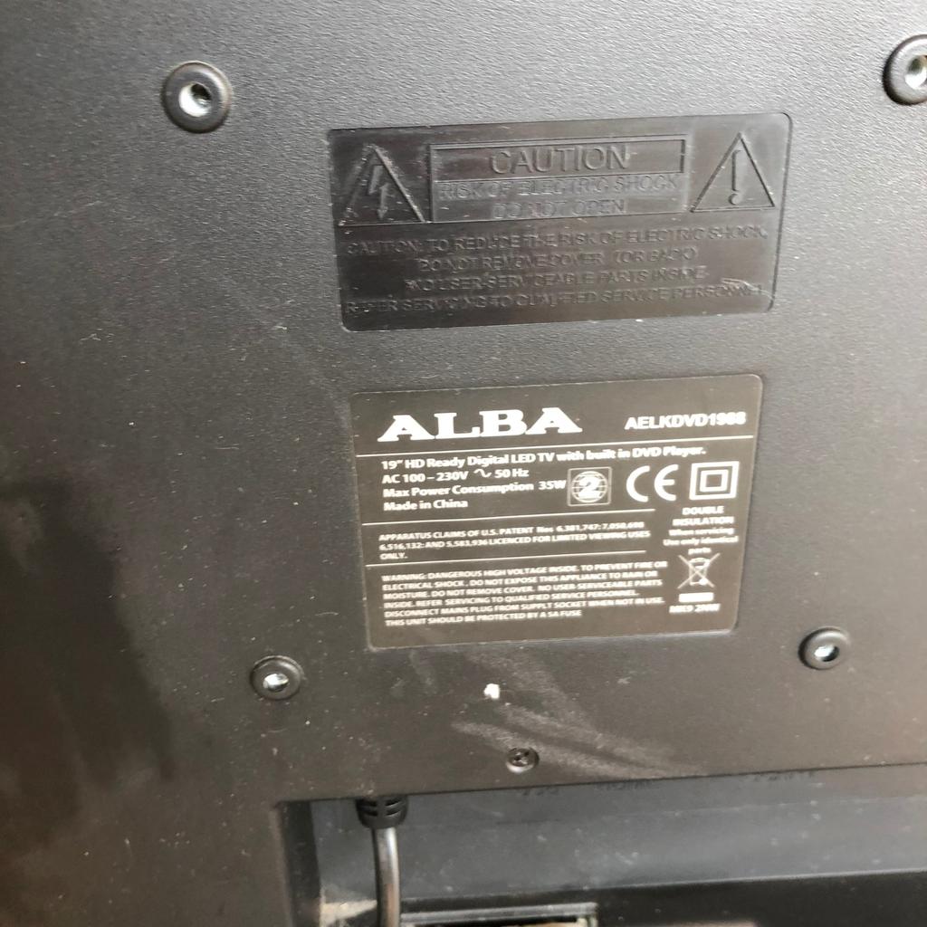 Alba 19" LED LCD TV / DVD Combi Freeview in W12 London for £50.00 for
