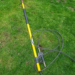 Long reach extension pole for commercial cleaning