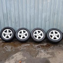 Landrover/ Range Rover 18nch alloy wheels x4 with good Goodyear tyres.
255 60 18
In great condition with minimal marks.
No Cracks or buckles.
Collection only
Based in Birmingham
Can meet if not too far.