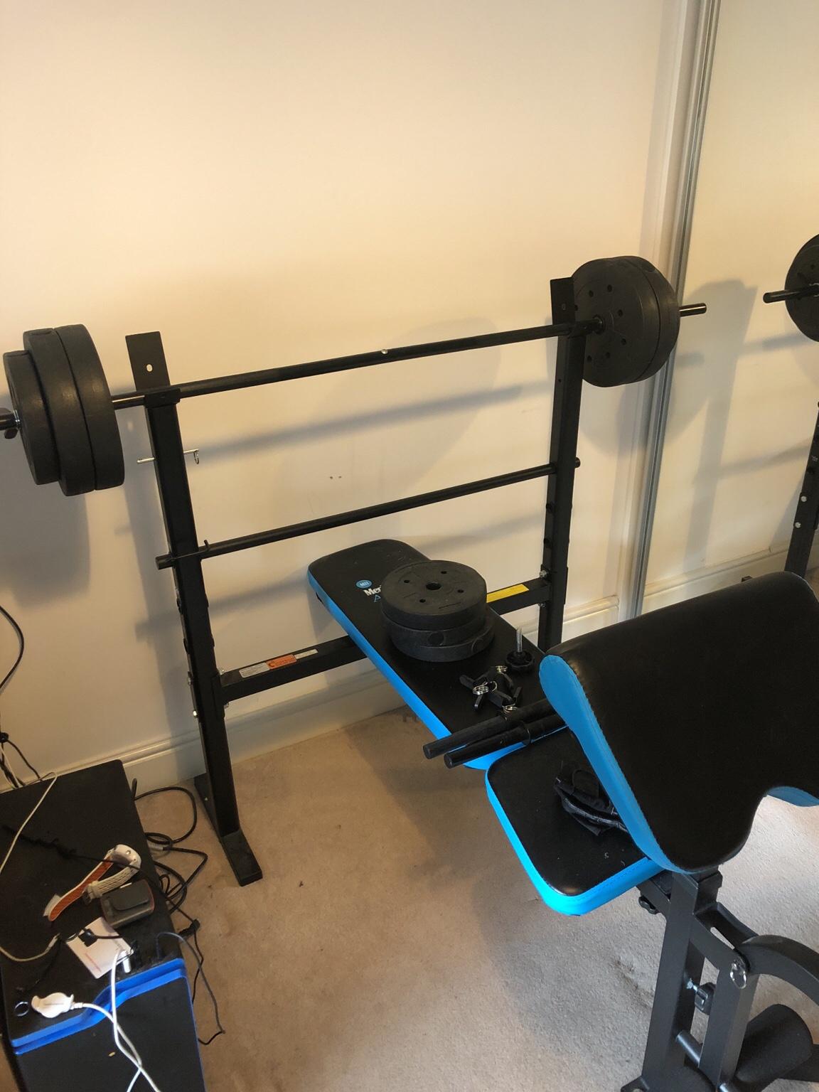 Men's Health Home Gym with Weights in HA5 Hillingdon für £ 40,00 zum