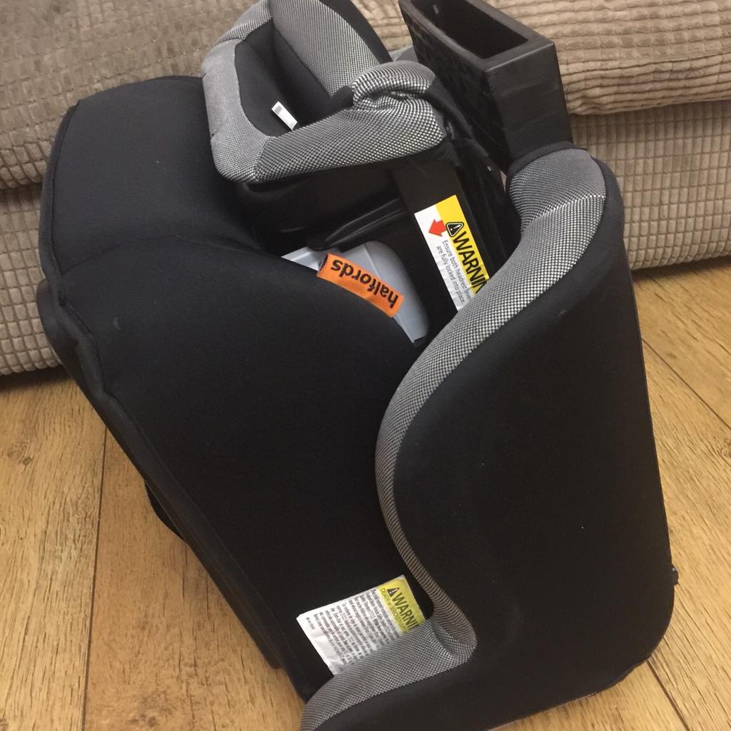 Halfords folding 2025 car seat