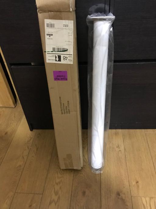 Buy & Sell Heeley Sheffield - Photos for White colour worktop Metal legs