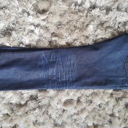 Genuine Armani mens jeans size 32 waist 34 leg only worn once