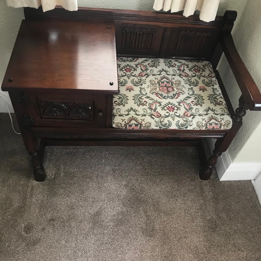 OLD CHARM telephone table seat in S40 Chesterfield für £ 40,00 zum