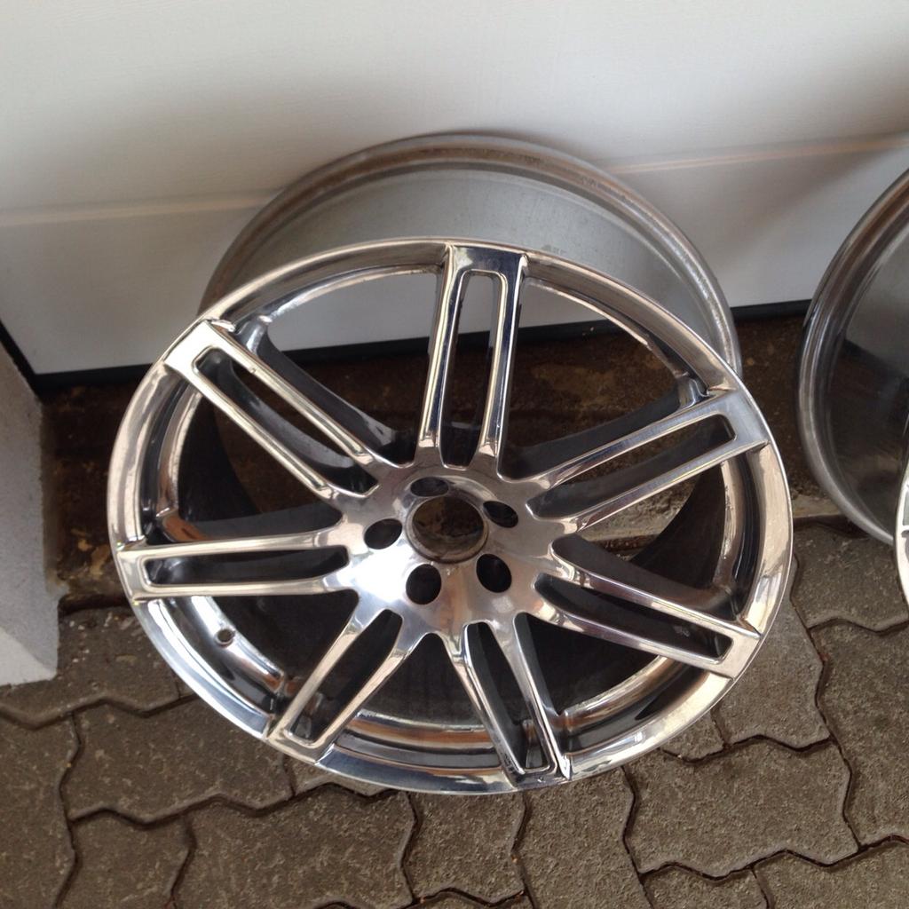 Audi A4 B7 Lochkreis