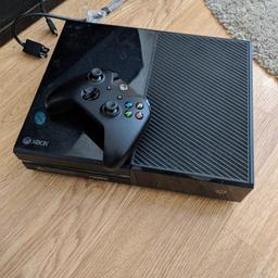 A Good condition Xbox for Sale with controller and all leads