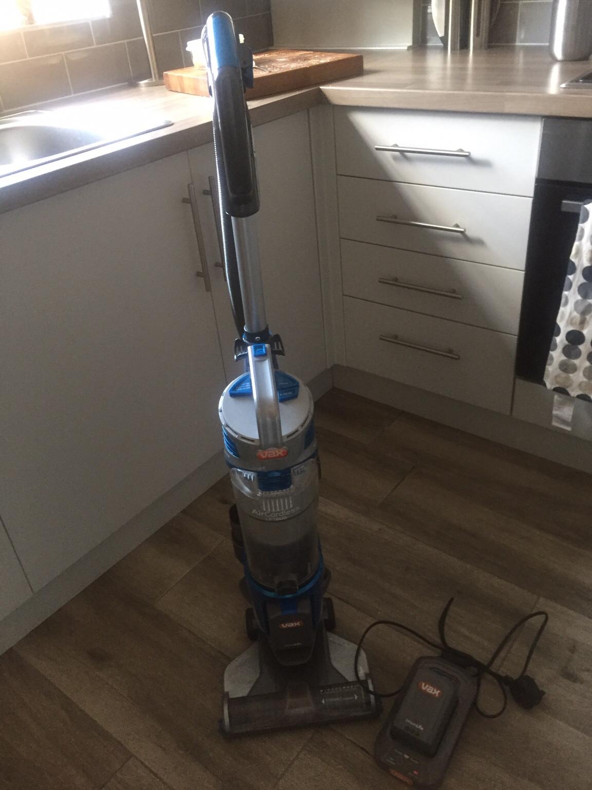Vax air cordless lift duo vacuum in WS11 Cannock Chase für 25,00 £ zum ...