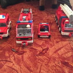 Ich verkaufe hier eine Playmobil Feuerwehr mit den dazugehörigen Autos und dem Heli. Alles ist in einem Top zustand und beinah alle Kleinteile sind noch vollständig enthalten. Verkaufe nur an Selbstabholer.