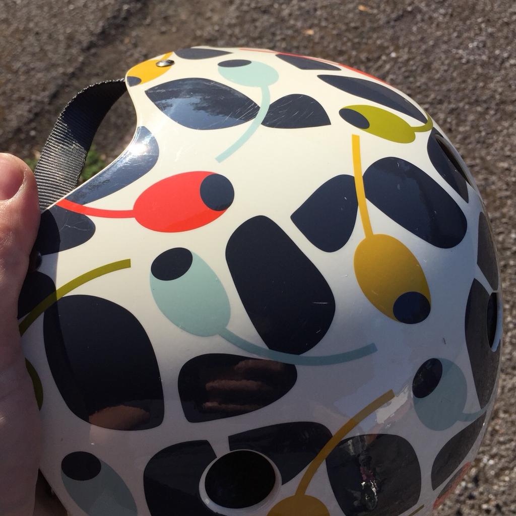 Orla kiely hot sale cycle helmet