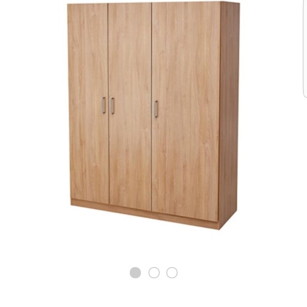 ikea dombÅs wardrobe oak effect in e16 newham für 25,00 £ zum