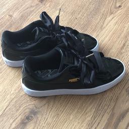 Black puma baskets, only wore 5 times paid double for them
Size 6