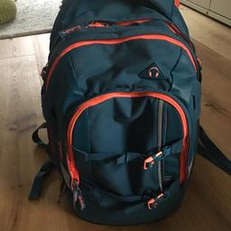 Wir verkaufen den Schulrucksack unseres Sohnes.
Rucksack wurde 2 Jahre benutzt
Die Tasche hat leichte Gebrauchsspuren
ansonsten im Top Zustand.