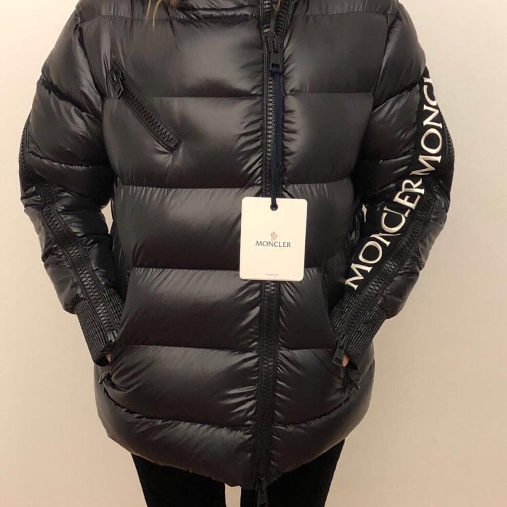 Moncler liriope sales exclusive