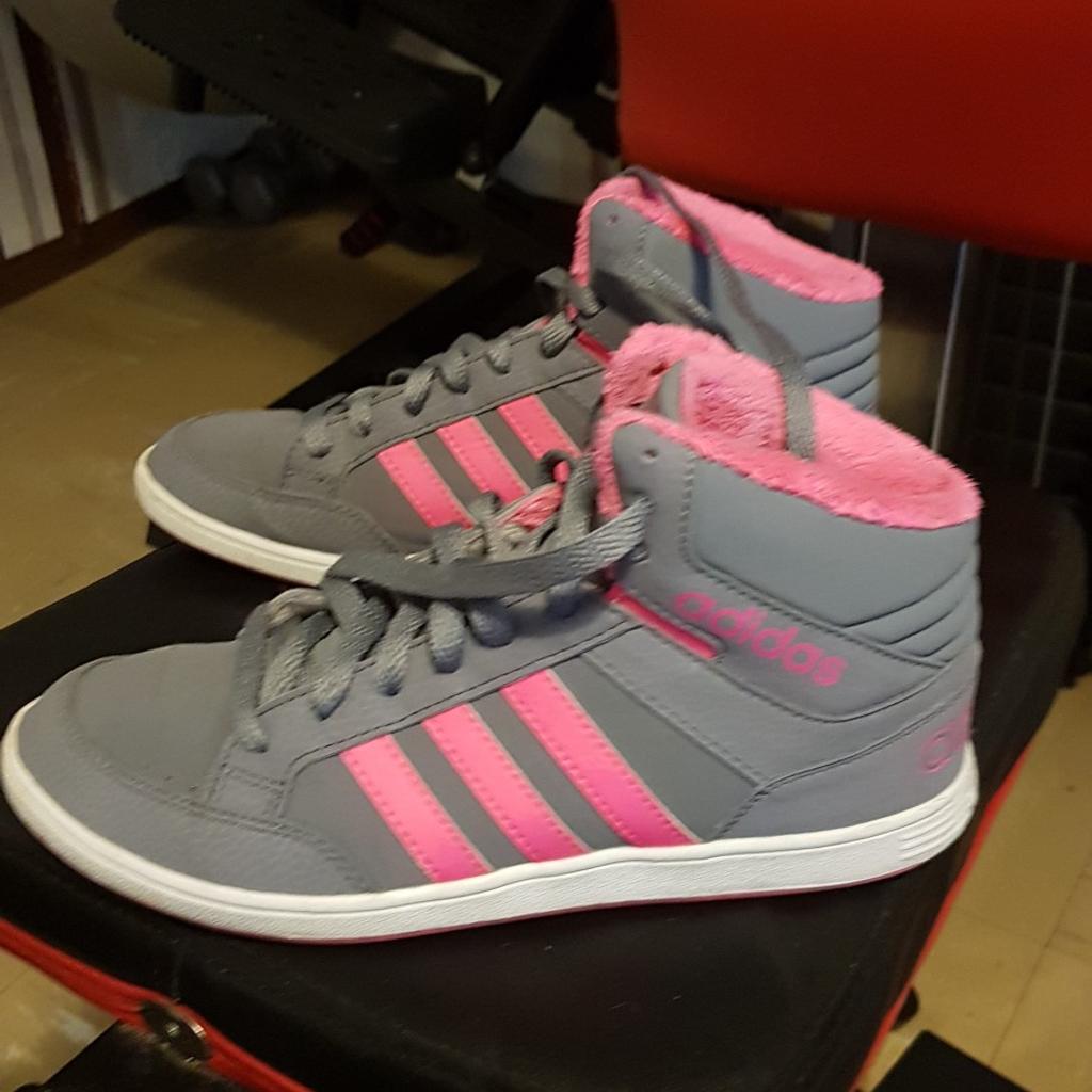 Adidas schuhe 2025 neon pink