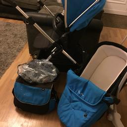 Lovely silver cross wayfarer travel system in blue, really good condition comes with changing bag, rain cover and carry cot also adjusts to toddler position as your baby gets older
From smoke&pet free home
Collection only
nearest offers welcome