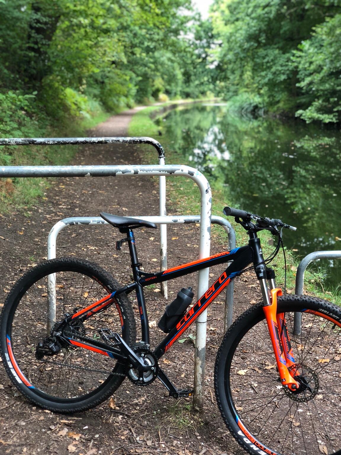 Carrera Sulcata bike limited edition in B27 Birmingham für 190,00 £ zum Verkauf Shpock DE