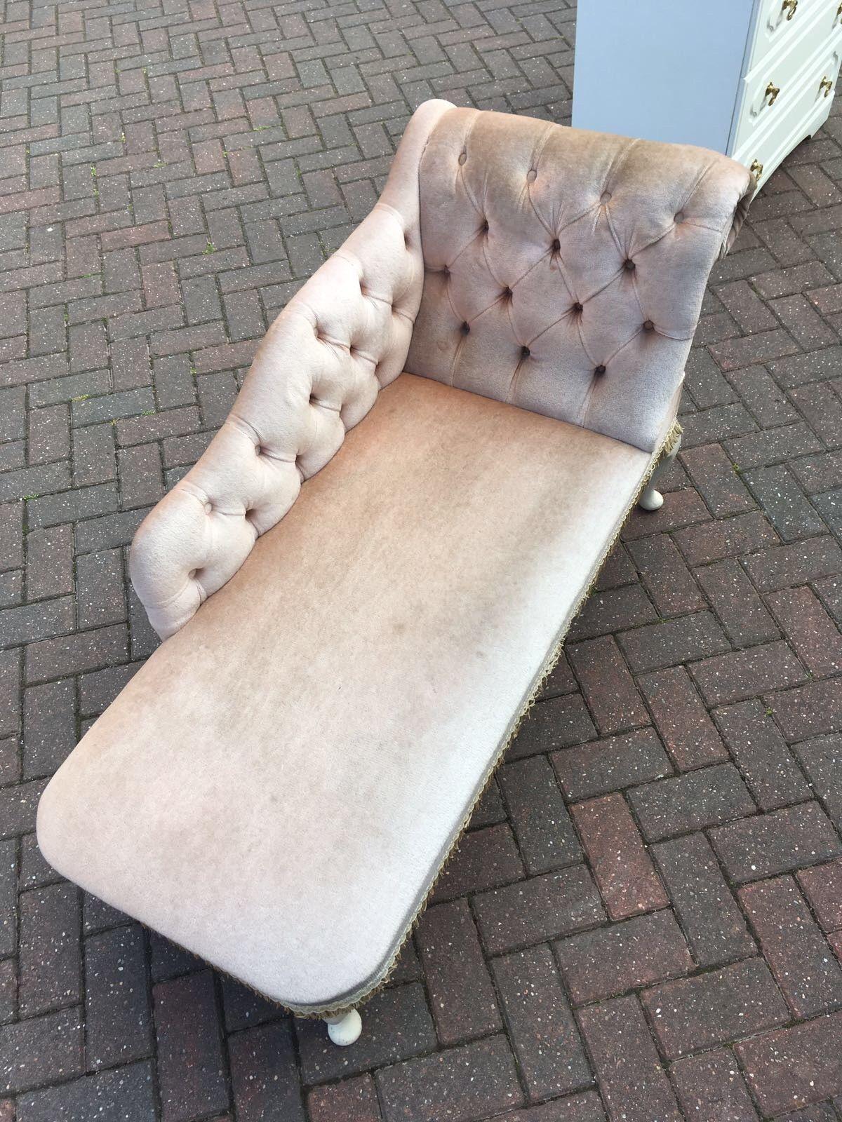 Vintage Blush Pink Velvet Chaise Lounge in DE12 Leicestershire für 60