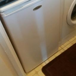 Not needed anymore excellent condition 
Was used as second freezer 
Will need buyer to carry as elderly
