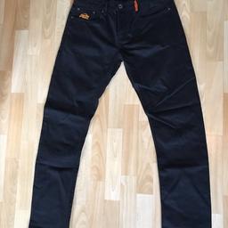 Schwarze Herren Jeans von SuperDry
Größe : 32/32