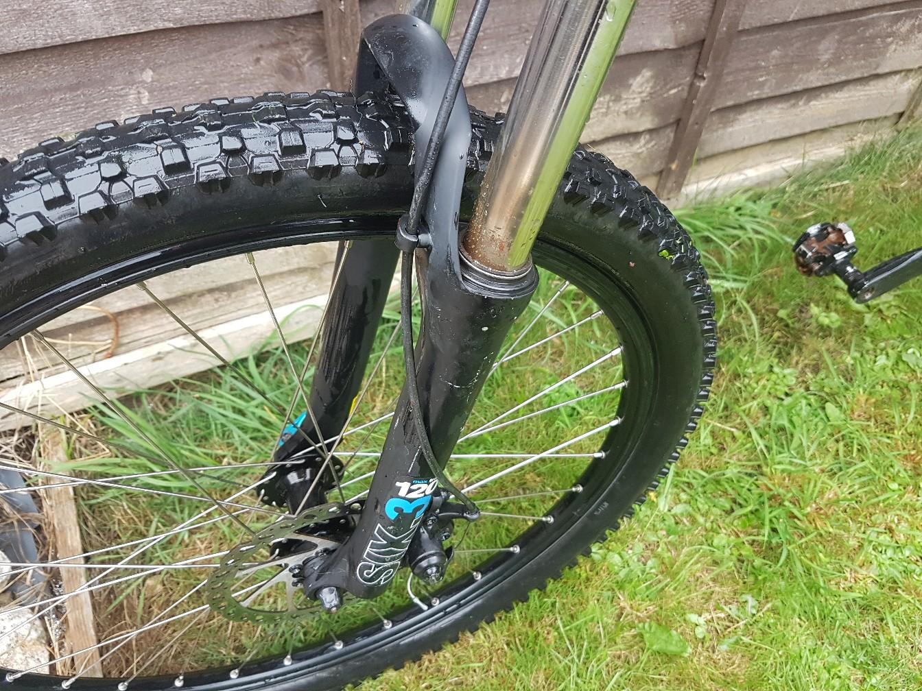 Rockrider rr6 mountain bike in Bolsover for £100.00 for sale | Shpock