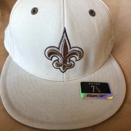 Ich verkaufe hier meine NFL Reebok New Orleans Saints Cap in der Größe 7 3/4

Versand +2€