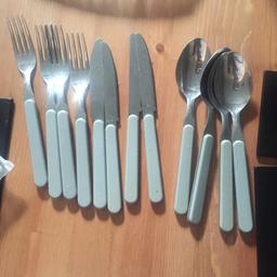 4 forks
4 knives 
4 spoons 
Collection only