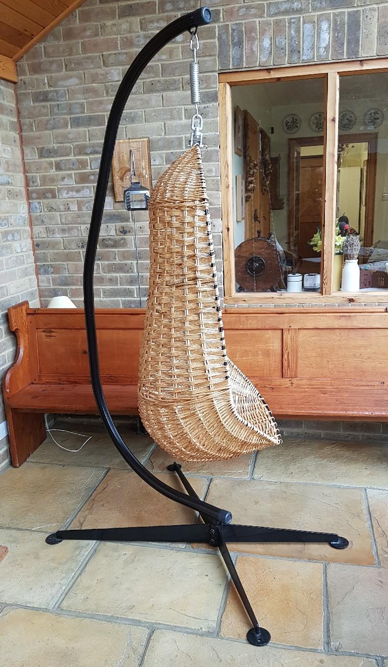 Hanging wicker swinging eggstyle chair in London Borough of Hillingdon