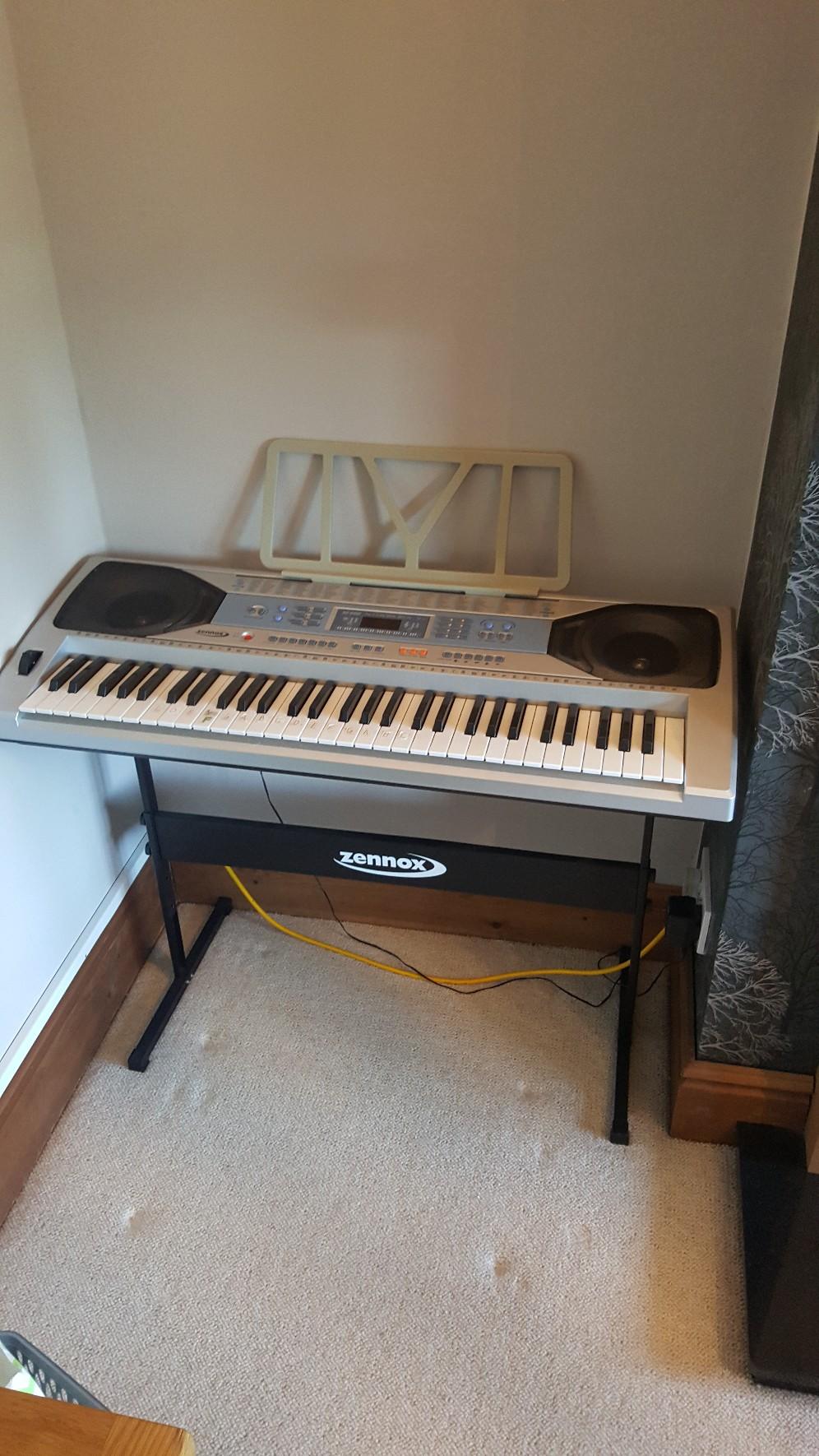 Keyboard in DN17 TC für 20,00 £ zum Verkauf | Shpock DE