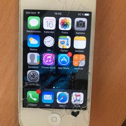 Apple Iphone 4s 16gb
Funktioniert einwandfrei nur das glas ist gebrochen wie man sieht