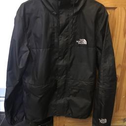 In great condition hardly ever used size medium, still selling now for £89 in sale, wind and waterproof