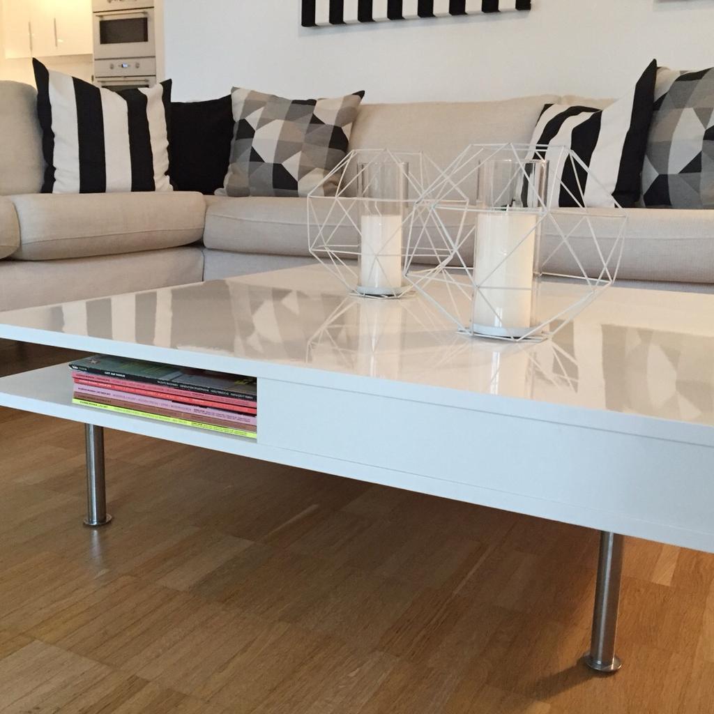 Ikea Couchtisch (Hochglanz, weiß) in 50354 Hürth für 50,00 € zum Verkauf