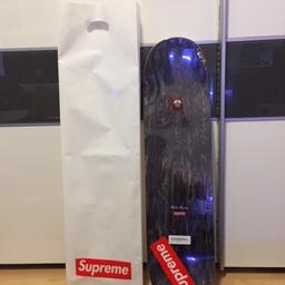 Verkaufe mein Originalverpacktes Supreme Chicken Dinner Skateboard „8.375“
Versand bei Kostenübernahme möglich