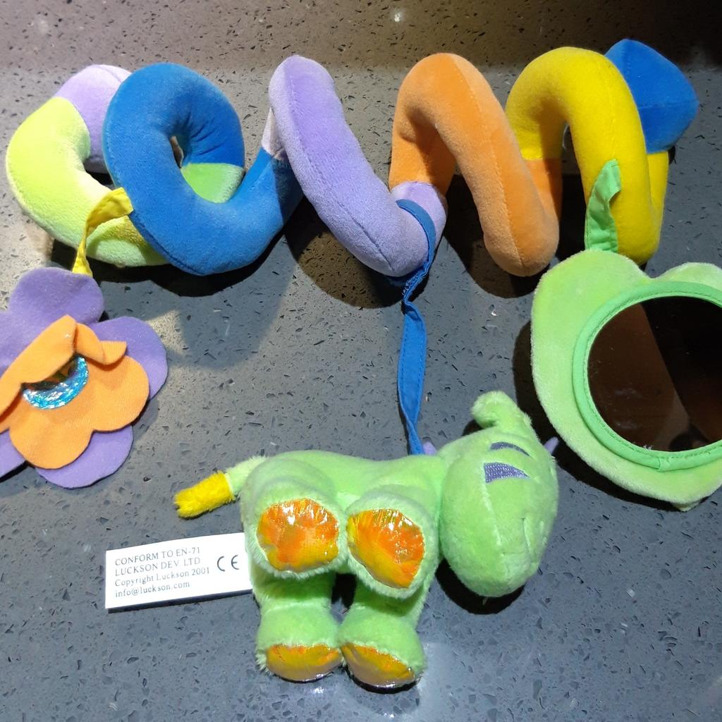 Bruin Wrap Around Car Seat Pram Baby Toy NEW in CV10 North Warwickshire