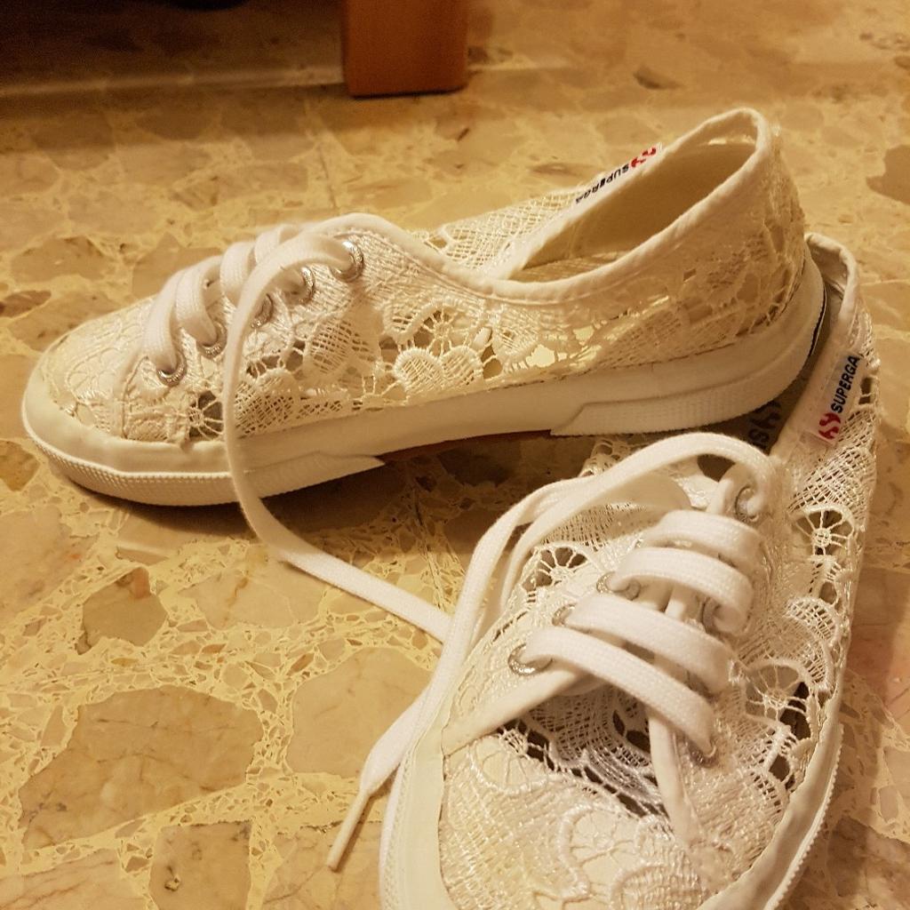 Superga di shop pizzo bianche