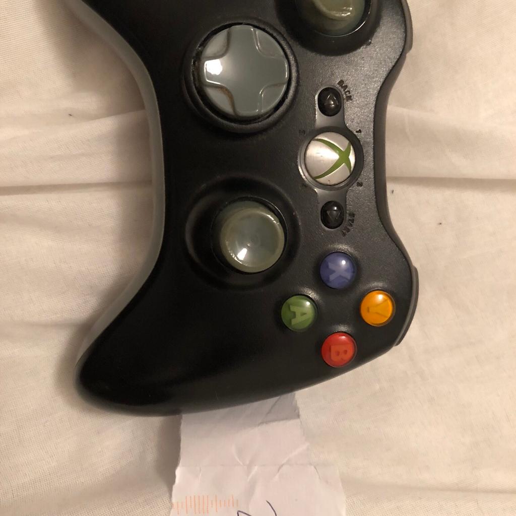 Xbox 360 wireless controllers in M15 Manchester für 10,00 £ zum Verkauf