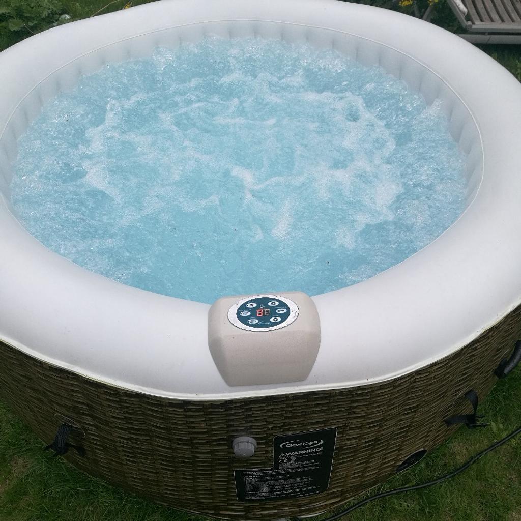 Cleverspa Borneo 4 Person Hot Tub in London Borough of Bromley für 190