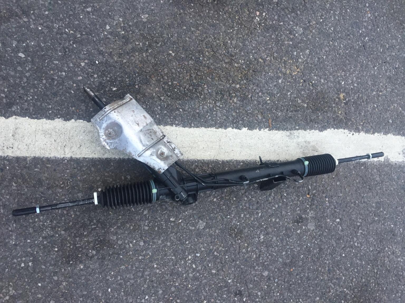 Vauxhall Vivaro Steering Rack in W13 London Borough of Ealing for £60.