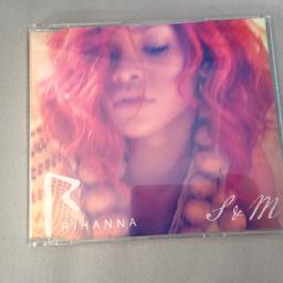 Hallo! Ich verkaufe hier die Promo Single von Rihannas Album “Loud”. Da es aber wirklich nur die Single ist und nicht das ganze Album, ist es wohl eher für Sammler gedacht. Die CD und Hülle sind in einem super Zustand!

Ein Versand ist gegen einen Aufpreis von 1,85€ ebenfalls möglich!

Privatverkauf, keine Rücknahme oder Garantie!
