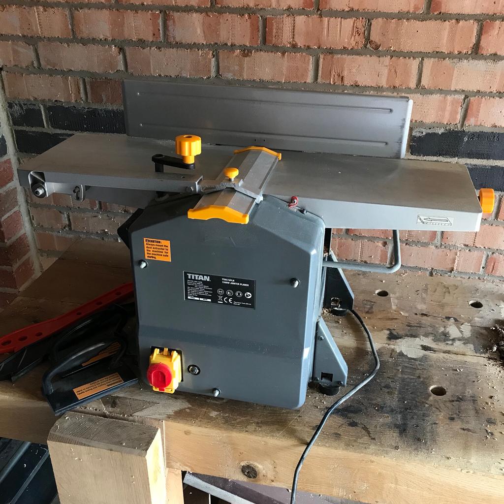 Titan ttb579pln 204mm planer deals thicknesser 230v