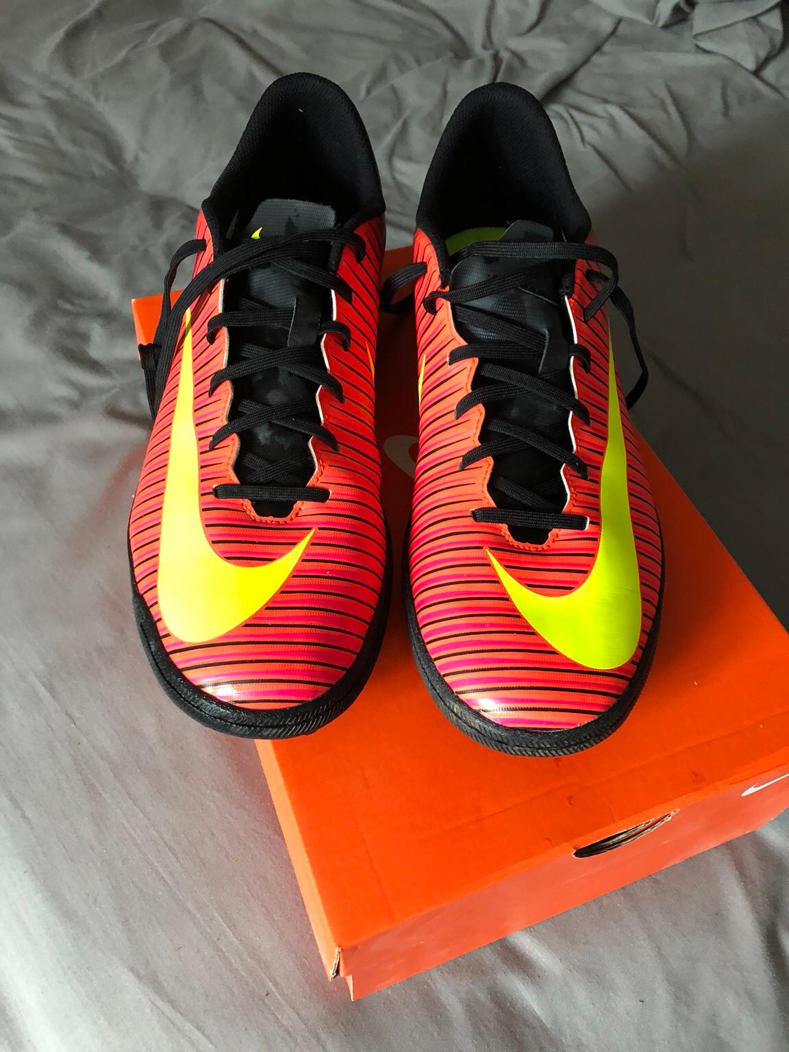 mens nike astro boots