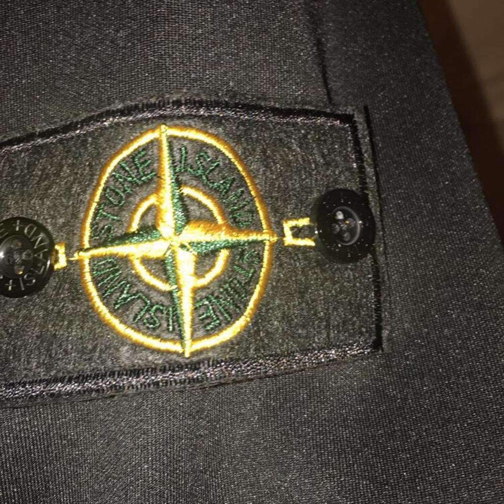 Stone island sweatshirt on sale fake