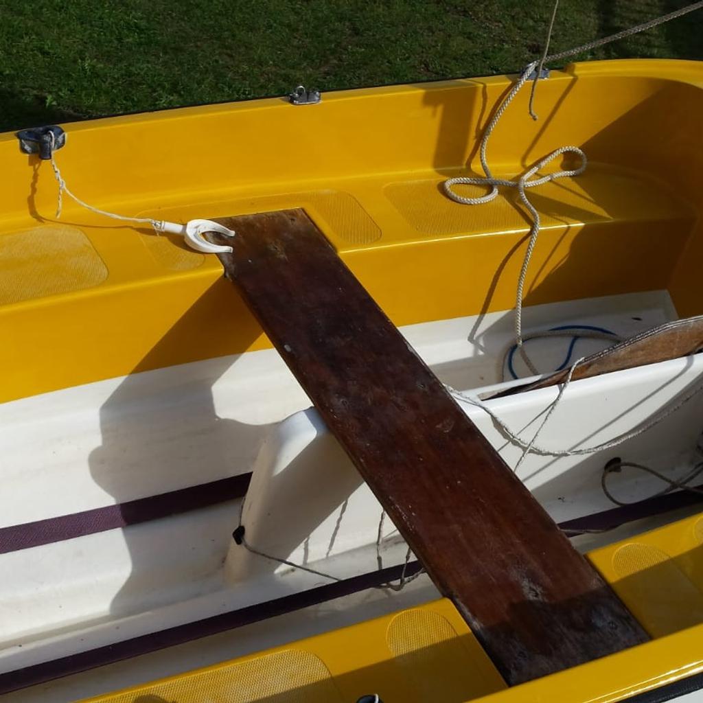 Adventurer sailing dinghy launching trolley in SS14 Basildon for £260.