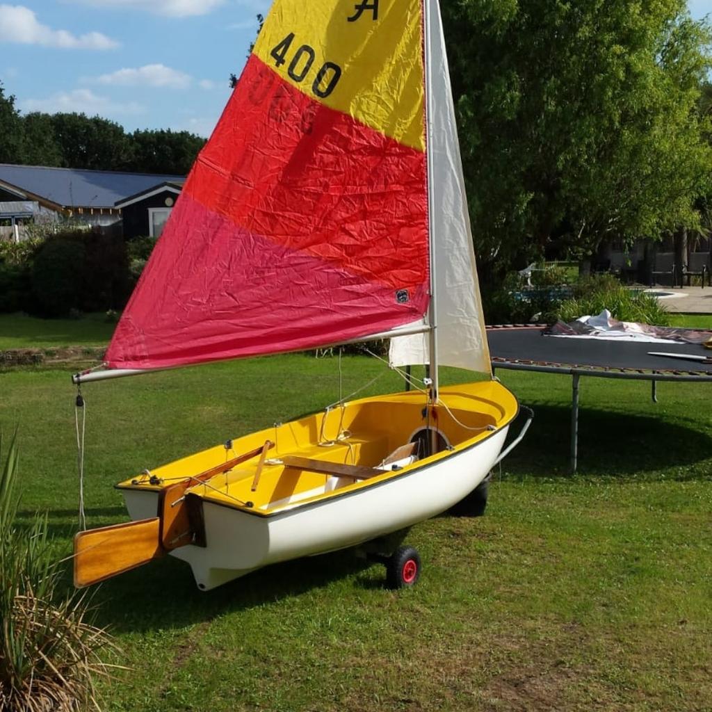 Adventurer sailing dinghy launching trolley in SS14 Basildon for £260.